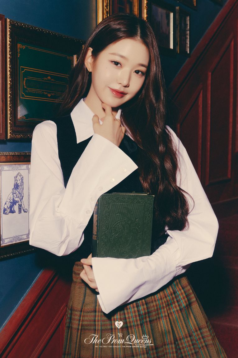 The Prom Queens - Concept Photo WONYOUNG