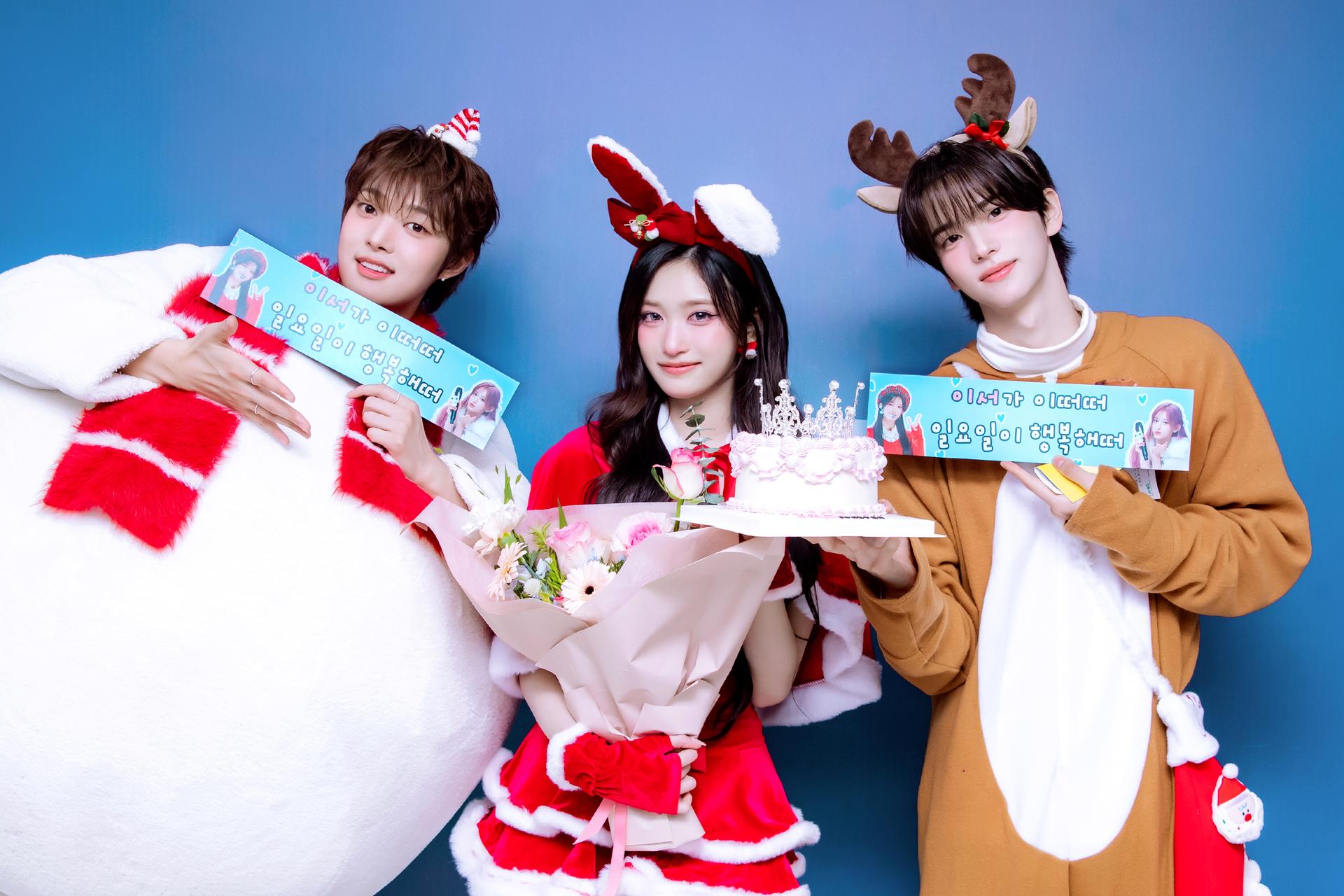 Leeseo with EJ and Shinyu after show